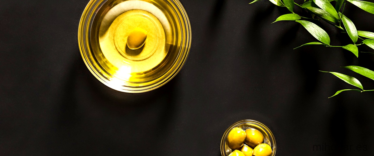 2-usos-sorprendentes-del-aceite-de-oliva-en-el-cuidado-personal-y-el-hogar-1