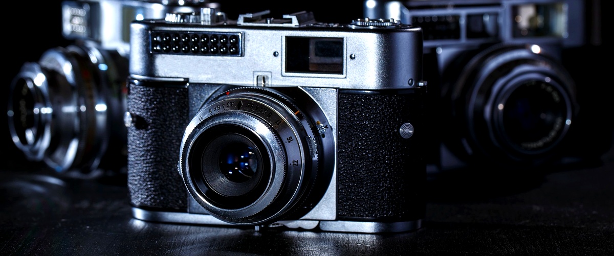 Nikon F-80D (F80) Appareil Photo Argentique 35mm - Boîtier Noir, Japonais, TRÈS BON ÉTAT