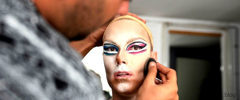 ¿Cuál es el precio de la máscara de pestañas L'Oreal Telescopic Extra Negra en Primor?