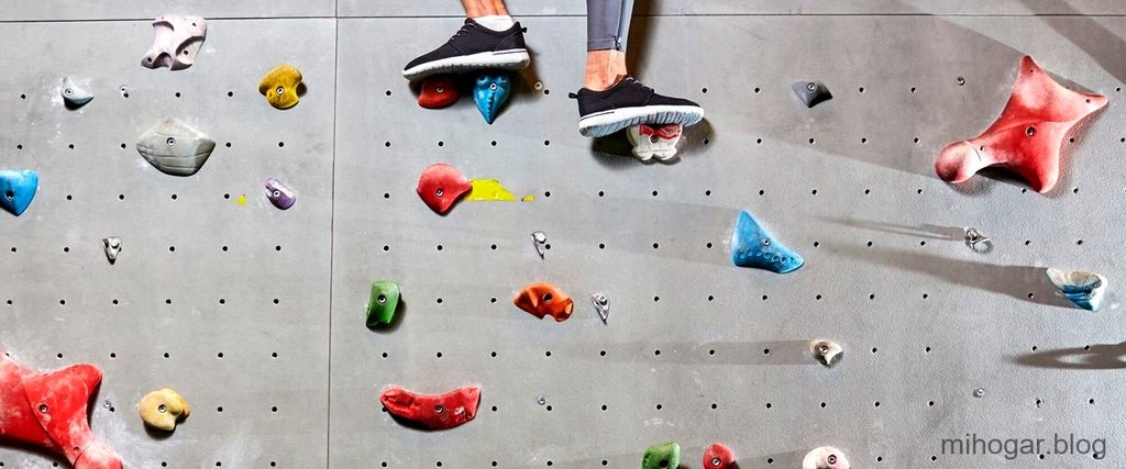 Kit vía ferrata Decathlon: todo lo que necesitas saber es-recomendable-alquilar-o-comprar-el-material-de-via-ferrata-1